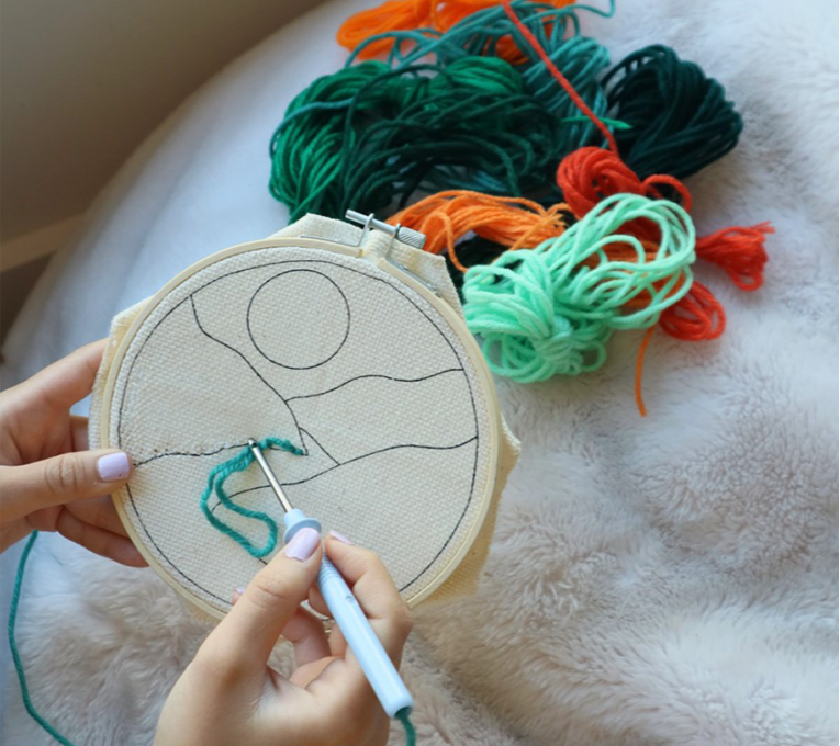 PUNCH NEEDLE