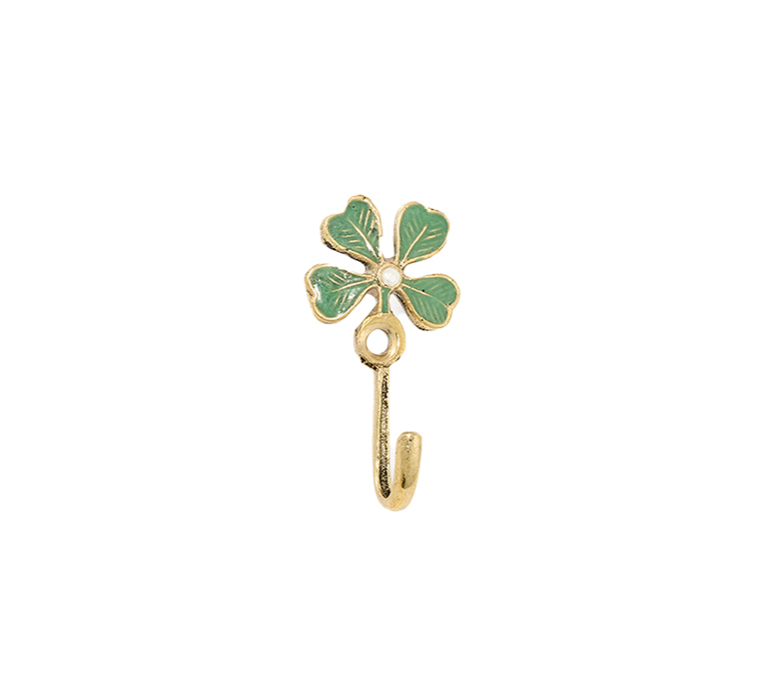 LUCKY CLOVER